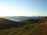 Fra teltplssen vår med utsikt mot Sognefjorden.