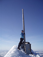 Irene på toppen av Telemark.