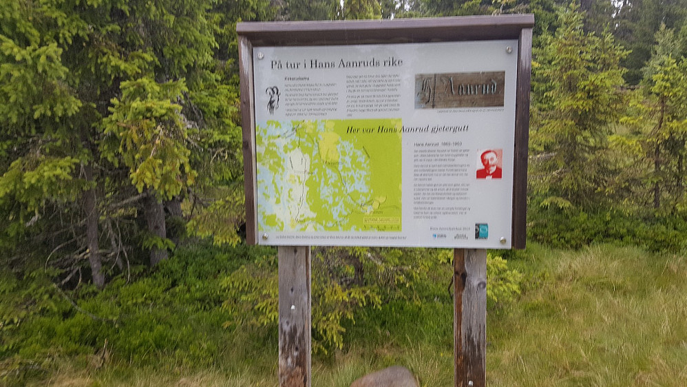 Infotavle om Hans Aanruds rike på Djupådalen