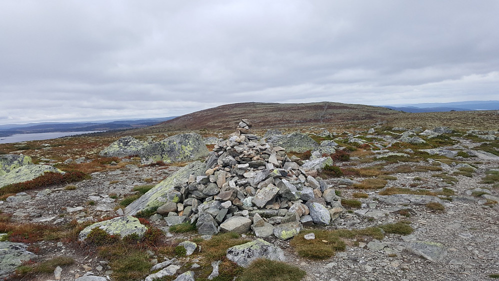 Slåseterfjell, mot Nevelfjell