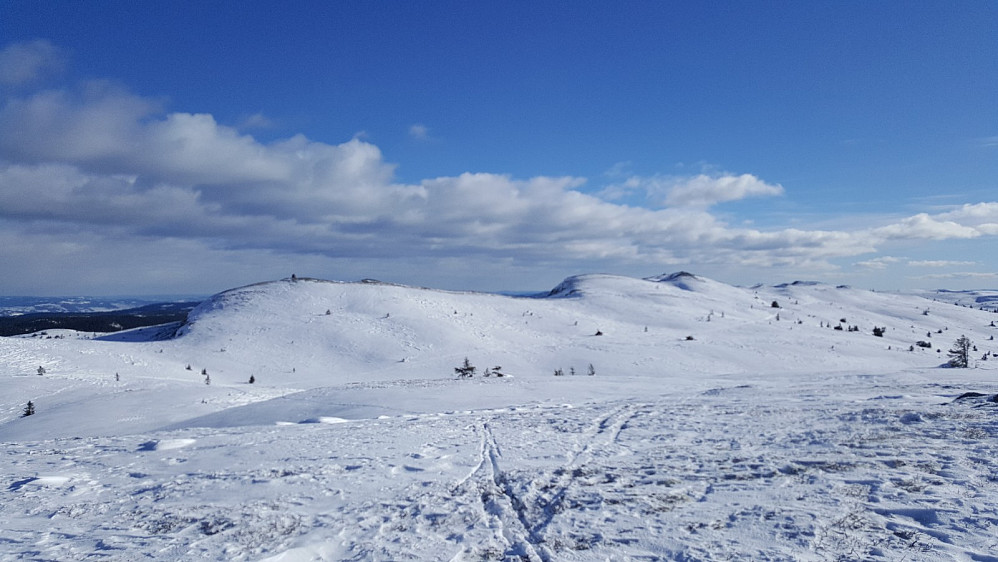 Skjelbreidsfjellet med Gammelhans til vesnstre, fra toppunktet nordvest for Gammelhans