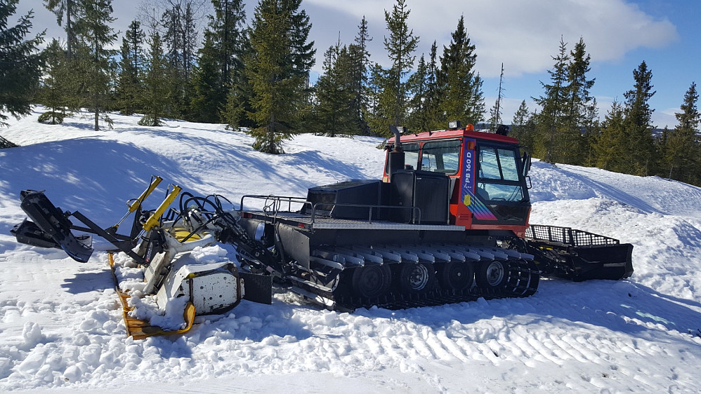 O.T.s løypemaskin ved Tittut slott