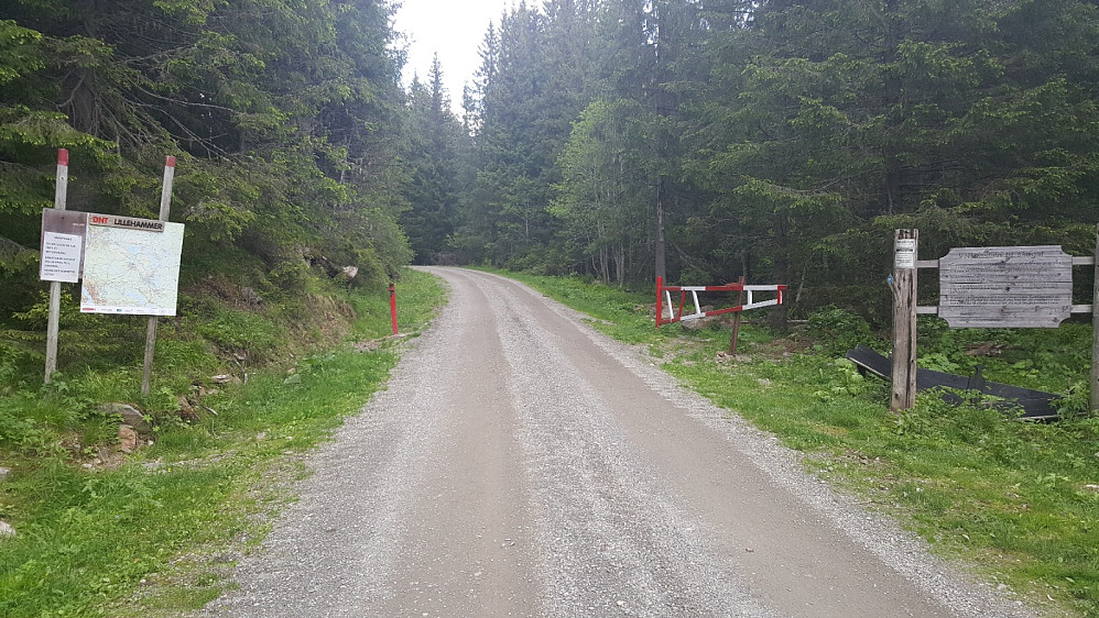 Bommen i Balbergskaret sto åpen, men kunne stenges uten forvarsel