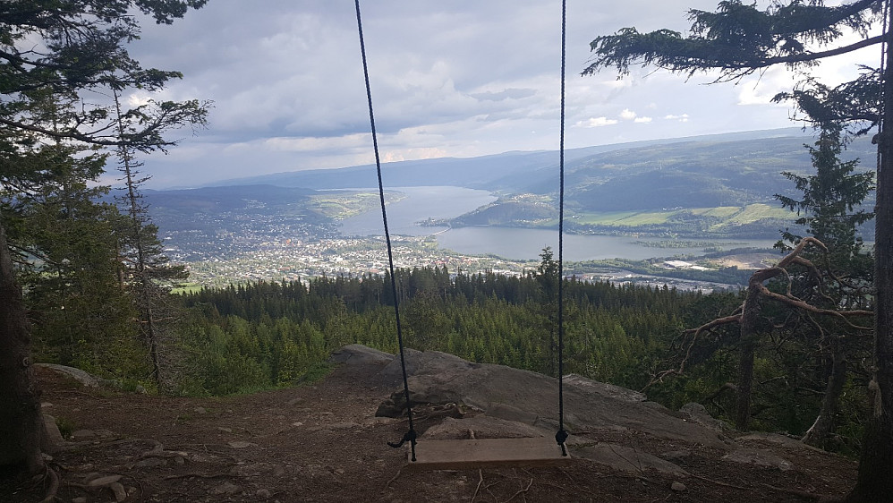 Utsiktstomt Lillehammer fra huska ved Balbergkampen