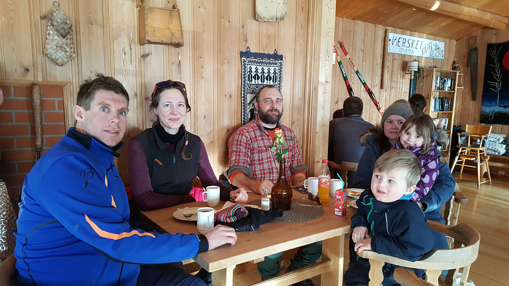 Hyggelig etter skituren på Værskei kafe
