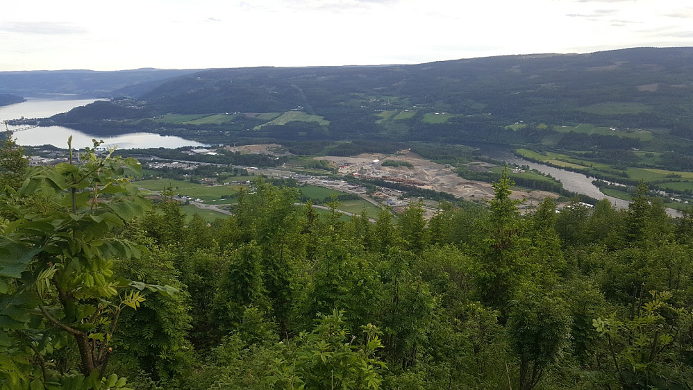 Nordenden av Mjøsa og Hovemoen