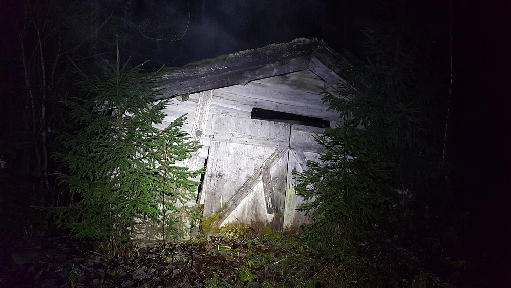 Kjerrsjylet i Hakkerudvegen ved Djupåbrua