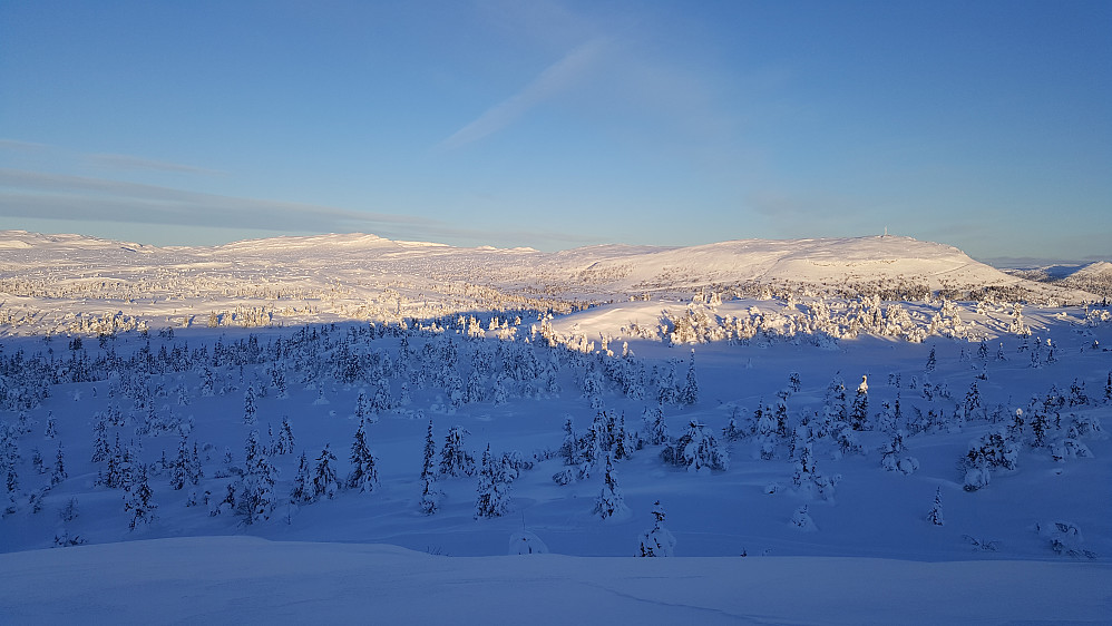Kyrakampen, mot Skeikampen