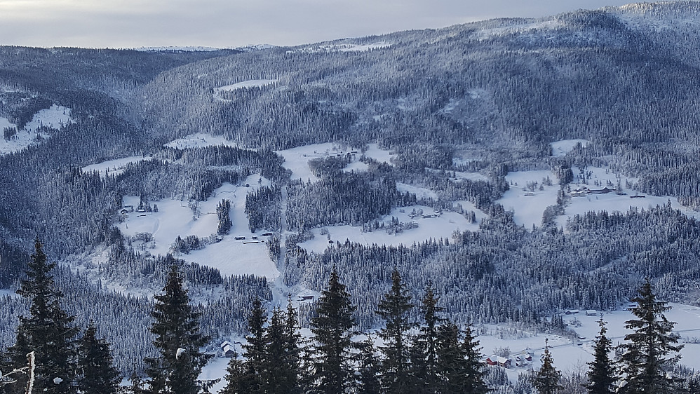 Mot baksida fra Slettevegen