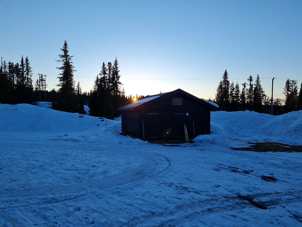 Siste solstråler på Astridbekken