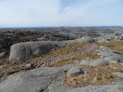 Nordvestover mot Åslandsnuten og Sandnes/ Stavanger i bakgrunnen.