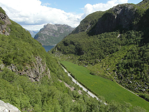 Røyrdalen med rv 45.