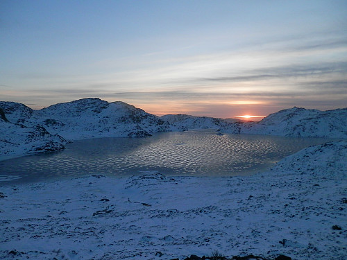 Vådlandsvatnet 656 moh i solnedgang.