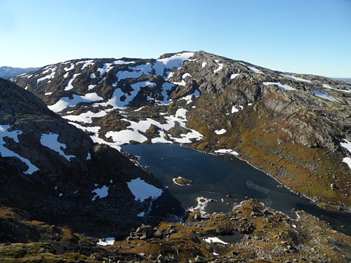 Lonevågdalen og Skjerjavavasshovden.