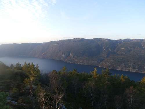 Og fin utsikt over Jøsenfjorden.
