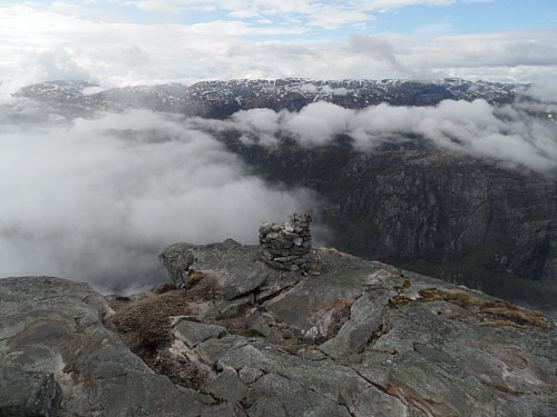 Her mot nordvest utover Lysefjorden.