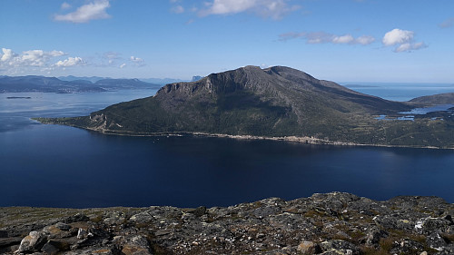Lasselitinden og Rolla frå Svella