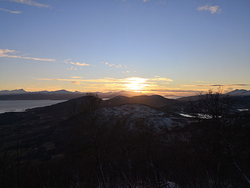 Solnedgang tidleg på turen