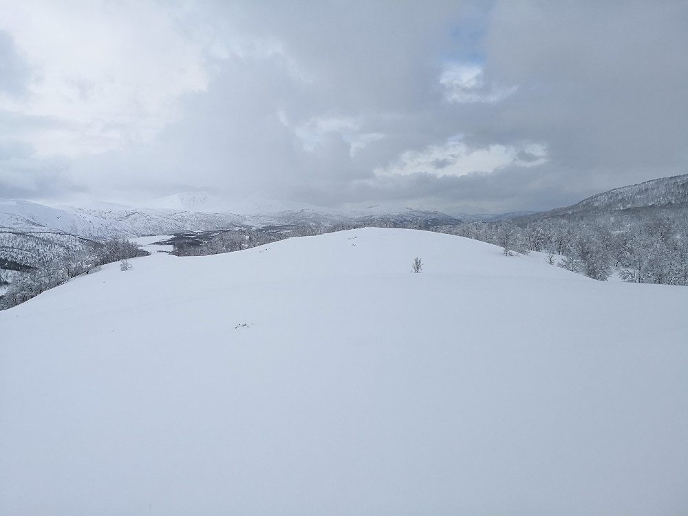 Utover mot Kvæfjord