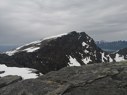 Mellom Uløytinden og Blåtinden, mot Blåtinden sør