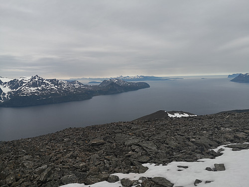 Utsikt frå Blåtinden; nørdre del av Lyngen