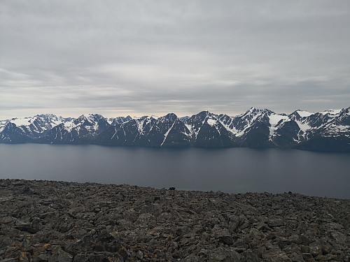 Utsikt frå Blåtinden; Lyngen