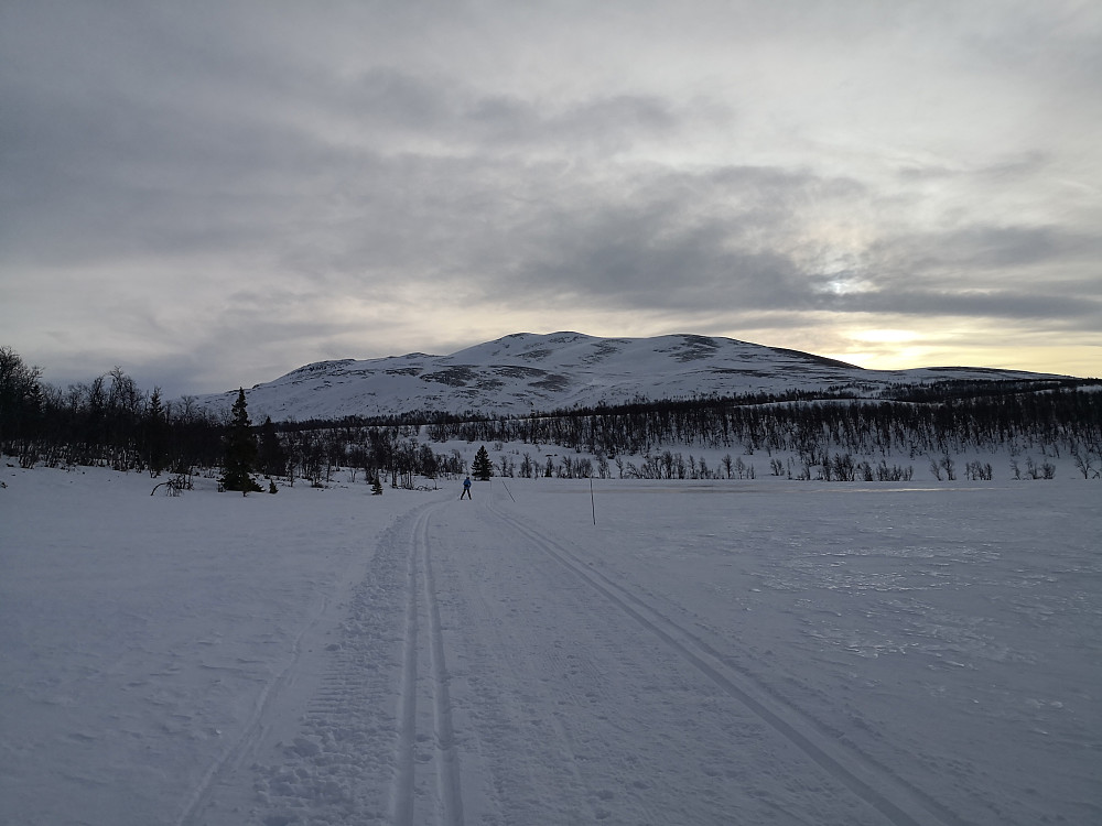 Lite snø oppover mot Gilafjellet