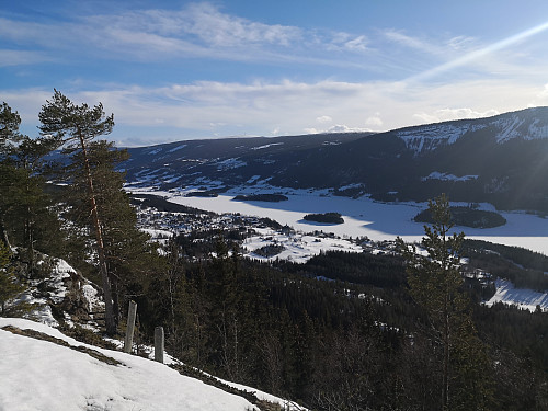 Utsikt frå Klukkargardsberget. Sørover Slidre, mot Ålfjell