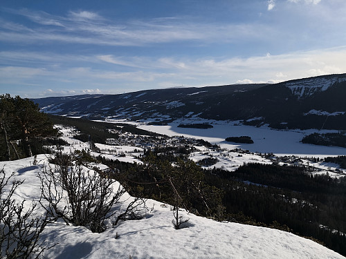 Utsikt frå Klukkargardsberget. Sørover Slidre mot Ålfjell