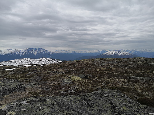 Mot Bleia og Storehaugfjellet frå Vetle Haugmelen
