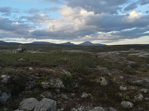 Svarthamaren og Skaget frå Dalstøltjernet