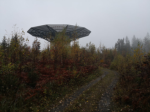 Tårn like ved høgaste punkt på Gruvåsen