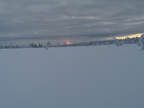 Spektakulær himmel på veg mot Stenfjellhytta. Diverre ikkje så bra på kamera