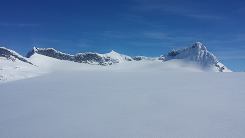 Flott utsikt mot Skeie, Veslebjørn og Storebjørn.