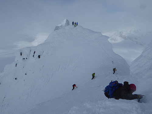 På toppen av Sokse Nordklo. Foto: Knut Tønsberg.