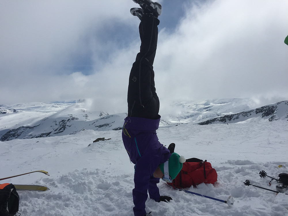 Akrobatikk på toppen.