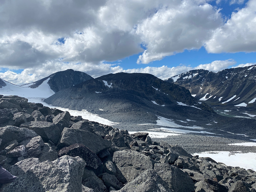 Grotbreahesten og Trollstein-Rundhø