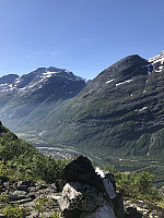 eivvull_20180911_5b97ba512d048.jpeg