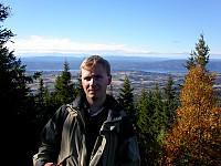 28.09.2003 - På Hvalebykampen (771), med utsikt mot vest.