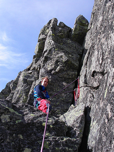 24.07.2004 - Jakob er klar får den vanskeligste delen av klatringen.