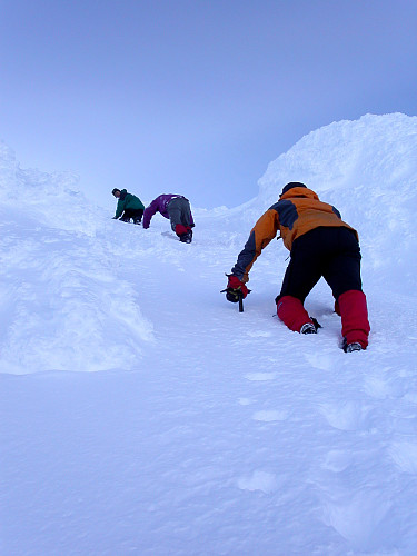 14.05.2005 - Siste bakken like før toppen på Lodalskåpa (2083) var også den bratteste.