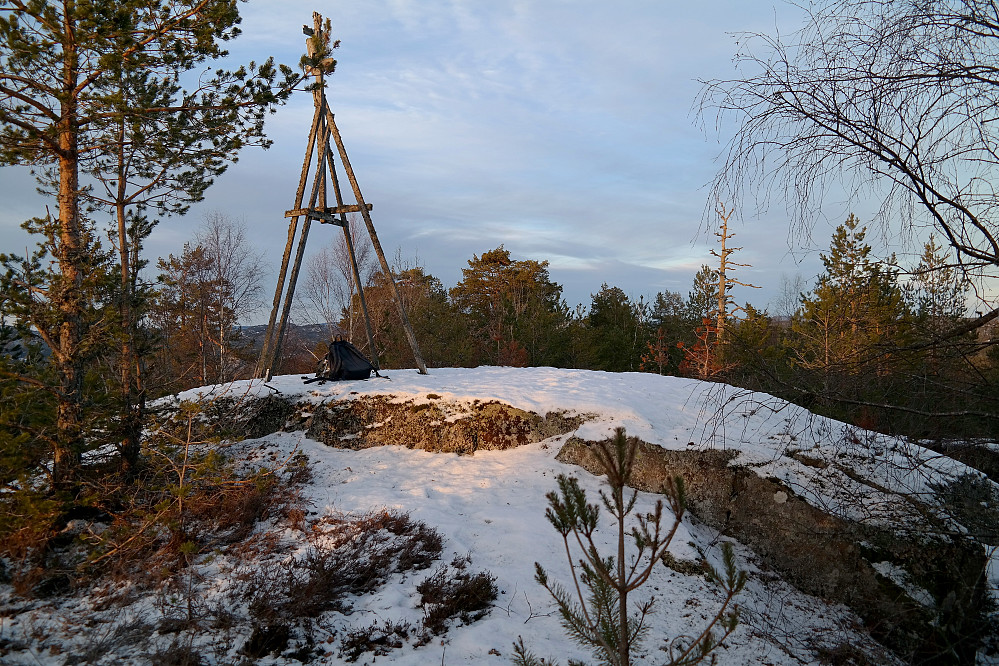 Toppunktet på Sørøst for Mørjeklovås (205).