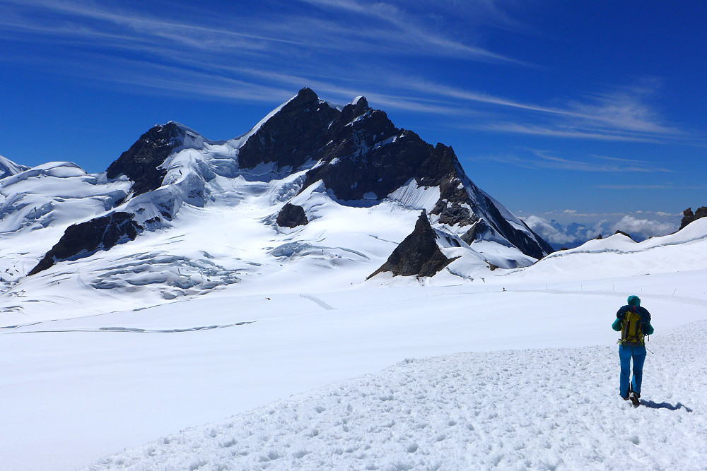 A slushy walk to the Jungfraujoch