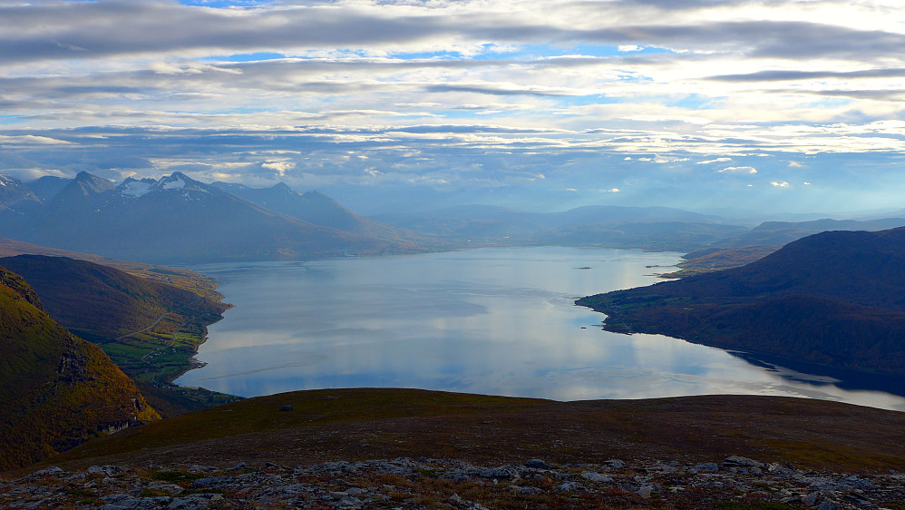 Utsikt over Balsfjorden mot sør