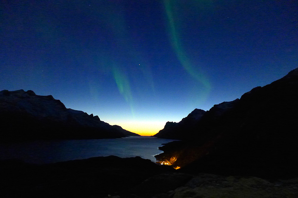 Belønnet med litt nordlys på slutten av turen ned