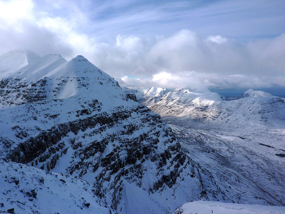 Rest of the terrific Liathach ridge on the left of the photo