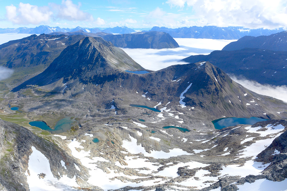 Lyngsalpene i det fjerne