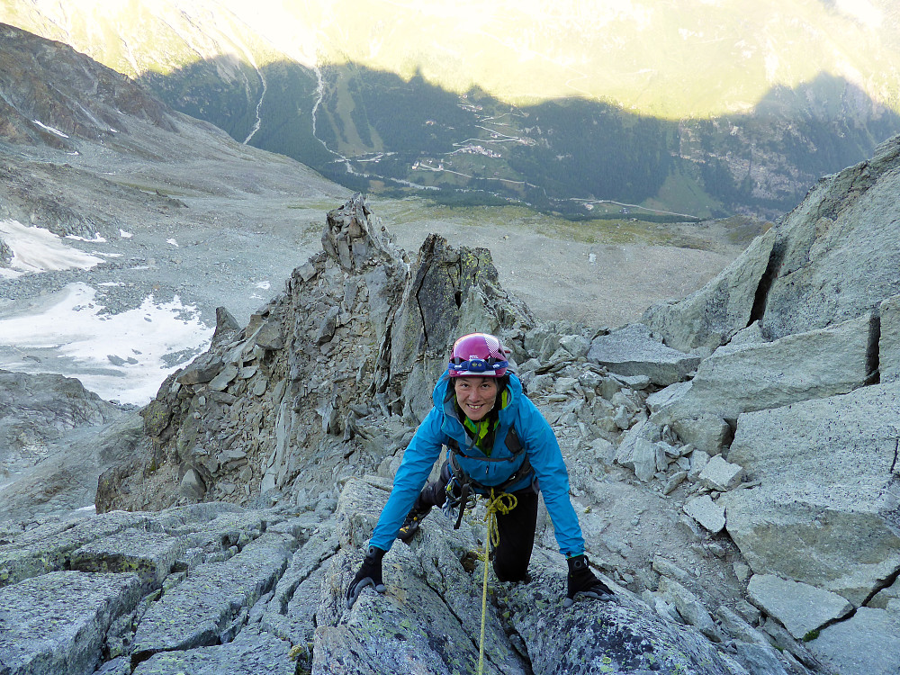 Easy scrambling still quite low down on the west ridge of the Tsalion