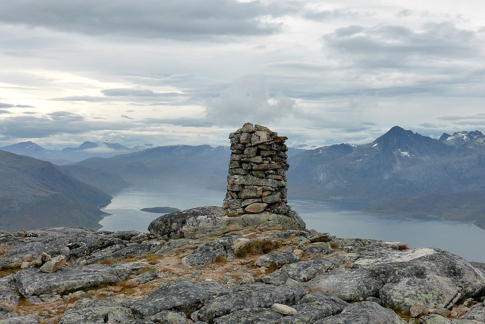 Varden på toppen