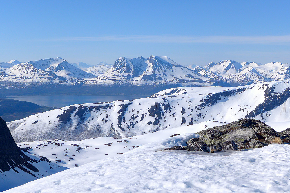 Bentsjordtinden
